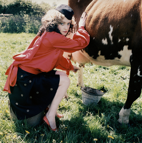 http://www.joedilworth.com/files/gimgs/5_goldfrapp-1.jpg